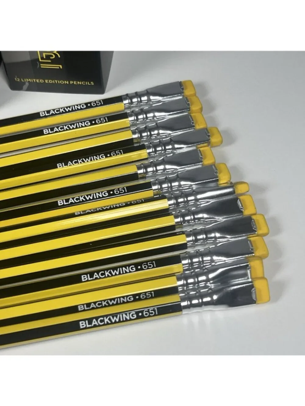 Blackwing Volumes 651 Bruce Lee Pencils Complete Box of 12 2021 Limited Edition